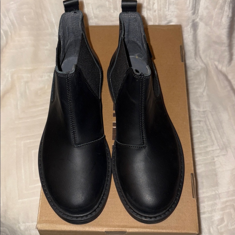NWT NATURINO PICCADILLY Chelsea Leather Boots in Black - Picture 9 of 15